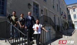 网友爆料猴哥事件视频播放,猴哥事件视频引发热议，真相究竟如何？