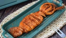 路边烤鱿鱼爆料视频大全,揭秘热门爆料视频背后的美食传奇