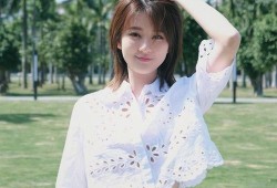 娱乐吃瓜李小花,娱乐圈的“吃瓜群众”如何成为焦点人物