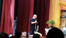 张云雷师弟爆料视频大全,揭秘相声界幕后故事