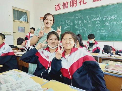 想进娱乐圈吃瓜的文案,揭秘明星幕后故事,一探究竟!